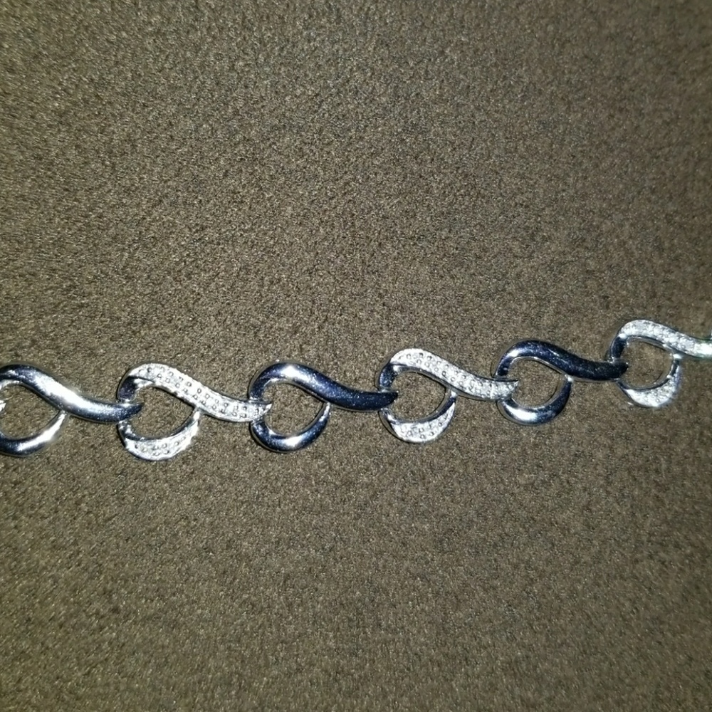 Bracelet - Picture 2 of 5